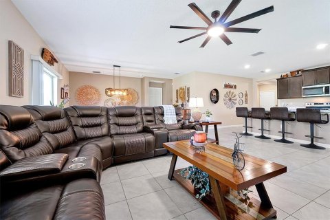 Villa ou maison à vendre à Mims, Floride: 4 chambres, 178.19 m2 № 1802280 - photo 5