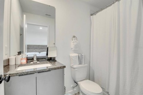 Townhouse in Kissimmee, Florida 3 bedrooms, 127.46 sq.m. № 1870635 - photo 12