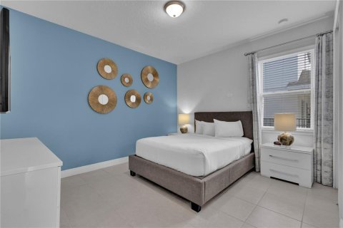 Casa en venta en Kissimmee, Florida, 8 dormitorios, 316.98 m2 № 1903169 - foto 20