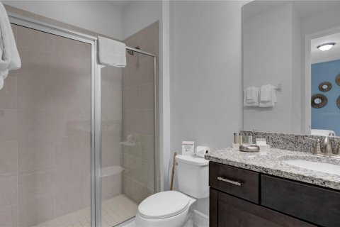 Casa en venta en Kissimmee, Florida, 8 dormitorios, 316.98 m2 № 1903169 - foto 18