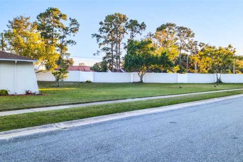 Villa ou maison à louer à New Port Richey, Floride: 3 chambres, 151.06 m2 № 2424288 - photo 3
