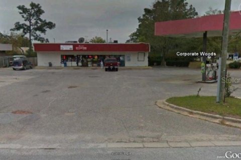 Immobilier commercial à vendre à Pensacola, Floride: 252.69 m2 № 1410996 - photo 1