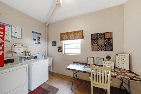 Copropriété à vendre à Plantation, Floride: 1 chambre, 86.58 m2 № 1942210 - photo 27