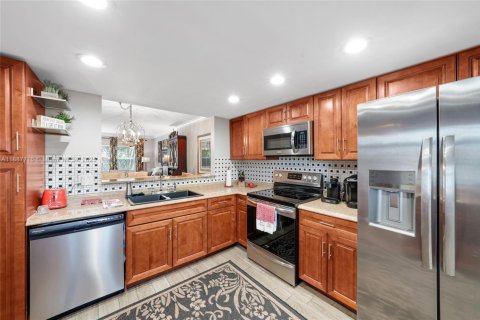 Copropriété à vendre à Plantation, Floride: 1 chambre, 86.58 m2 № 1942210 - photo 13