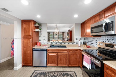 Copropriété à vendre à Plantation, Floride: 1 chambre, 86.58 m2 № 1942210 - photo 10