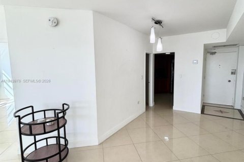 Снять в аренду кондоминиум в Майами, Флорида 2 спальни, 91.97м2, № 2002104 - фото 16