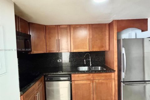 Снять в аренду кондоминиум в Майами, Флорида 2 спальни, 91.97м2, № 2002104 - фото 8