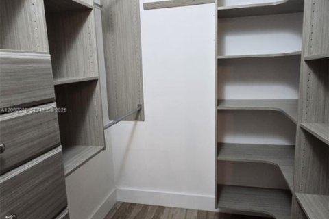 Condo in Aventura, Florida, 2 bedrooms № 2244589 - photo 17