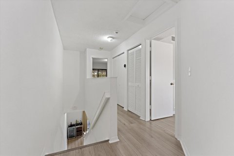Touwnhouse à louer à Weston, Floride: 3 chambres, 136.47 m2 № 2261811 - photo 11