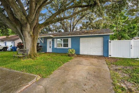 Casa en New Port Richey, Florida 3 dormitorios, 111.48 m2 № 2295293