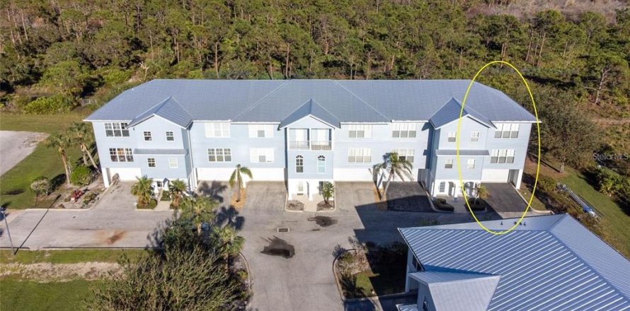 Condo à Rotonda, Floride, 3 chambres № 2405132