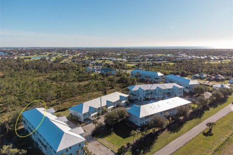 Copropriété à vendre à Rotonda, Floride: 3 chambres, 189.89 m2 № 2405132 - photo 5