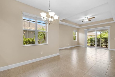 House in Sun City Center, Florida 2 bedrooms, 138.7 sq.m. № 1851276 - photo 10
