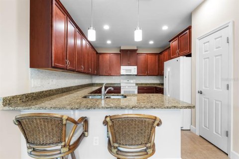 House in Sun City Center, Florida 2 bedrooms, 138.7 sq.m. № 1851276 - photo 6