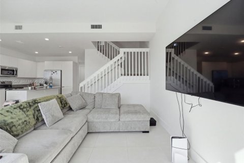 Adosado en venta en Homestead, Florida, 3 dormitorios, 135.45 m2 № 2431977 - foto 18