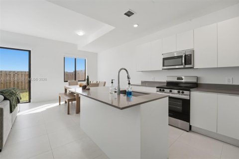Adosado en venta en Homestead, Florida, 3 dormitorios, 135.45 m2 № 2431977 - foto 9