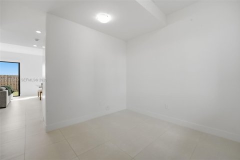 Adosado en venta en Homestead, Florida, 3 dormitorios, 135.45 m2 № 2431977 - foto 5