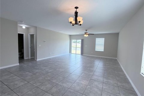House in Riverview, Florida 5 bedrooms, 269.14 sq.m. № 2097667 - photo 17