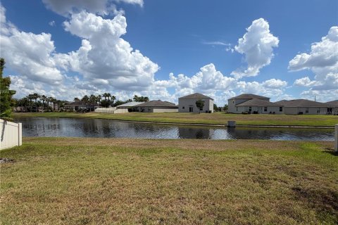 House in Riverview, Florida 5 bedrooms, 269.14 sq.m. № 2097667 - photo 24