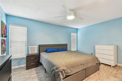 Casa en venta en Largo, Florida, 3 dormitorios, 168.62 m2 № 1793900 - foto 29