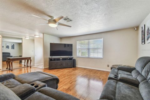 Casa en venta en Largo, Florida, 3 dormitorios, 168.62 m2 № 1793900 - foto 11