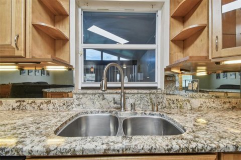 Casa en venta en Largo, Florida, 3 dormitorios, 168.62 m2 № 1793900 - foto 19