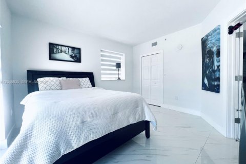 Copropriété à louer à Miami, Floride: 2 chambres, 83.52 m2 № 2186620 - photo 22