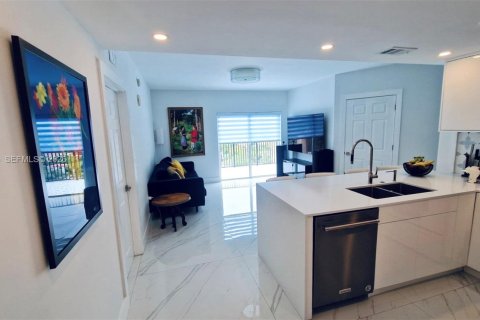 Condo à Miami, Floride, 2 chambres  № 2186620