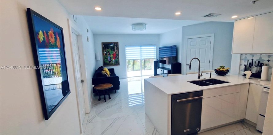 Condo à Miami, Floride, 2 chambres  № 2186620