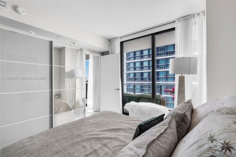 Condo in Miami, Florida, 1 bedroom № 1988371 - photo 9