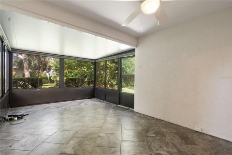 House in New Port Richey, Florida 2 bedrooms, 114.83 sq.m. № 1857637 - photo 26