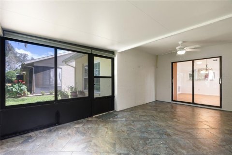 House in New Port Richey, Florida 2 bedrooms, 114.83 sq.m. № 1857637 - photo 27