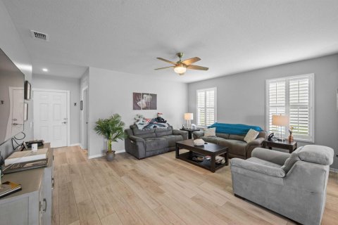 Casa en venta en St. Lucie, Florida, 3 dormitorios, 143.81 m2 № 2190395 - foto 4
