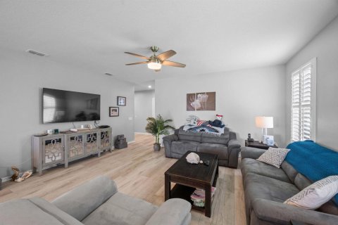 Casa en venta en St. Lucie, Florida, 3 dormitorios, 143.81 m2 № 2190395 - foto 3