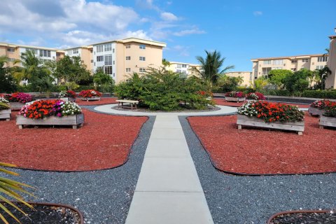 Condo in Boynton Beach, Florida, 1 bedroom № 2189884 - photo 21