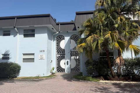 Copropriété à louer à Fort Lauderdale, Floride: 2 chambres, 67.73 m2 № 2251036 - photo 10