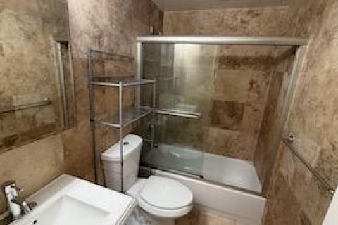 Copropriété à louer à Fort Lauderdale, Floride: 2 chambres, 67.73 m2 № 2251036 - photo 3