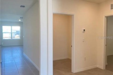 Casa en alquiler en Davenport, Florida, 4 dormitorios, 169.83 m2 № 1773311 - foto 6