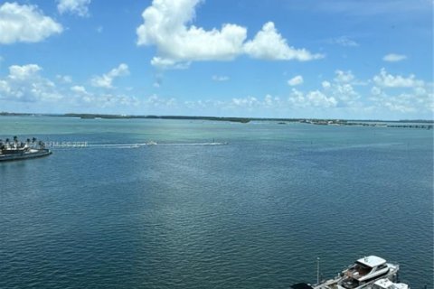 Купить кондоминиум в Майами, Флорида 3 спальни, 91.97м2, № 1988319 - фото 2