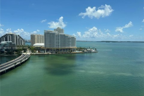 Купить кондоминиум в Майами, Флорида 3 спальни, 91.97м2, № 1988319 - фото 1