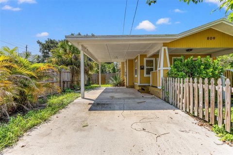 House in Tampa, Florida 2 bedrooms, 99.22 sq.m. № 1907719 - photo 27