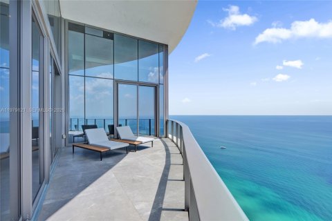 Copropriété à louer à Sunny Isles Beach, Floride: 3 chambres, 201.97 m2 № 2079967 - photo 12