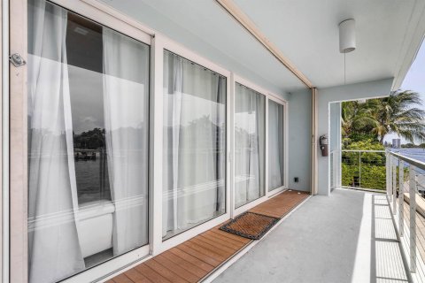 Condo in Boca Raton, Florida, 1 bedroom  № 2251041 - photo 23