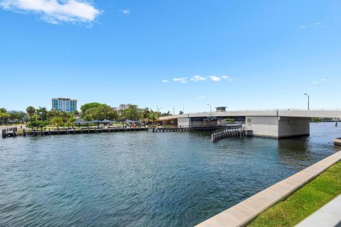 Condo in Boca Raton, Florida, 1 bedroom  № 2251041 - photo 26
