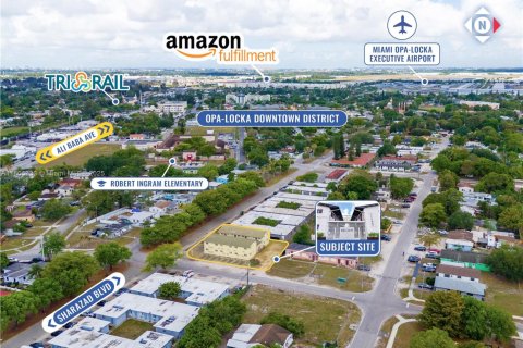 Commercial property in Opa-locka, Florida № 1740124 - photo 16
