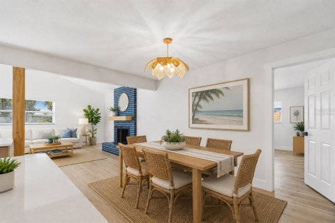 Casa en venta en Saint Petersburg, Florida, 4 dormitorios, 161.65 m2 № 2101635 - foto 23