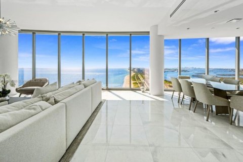 Copropriété à louer à Sunny Isles Beach, Floride: 4 chambres, 297.66 m2 № 1848761 - photo 2