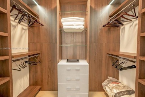 Copropriété à louer à Sunny Isles Beach, Floride: 4 chambres, 297.66 m2 № 1848761 - photo 22