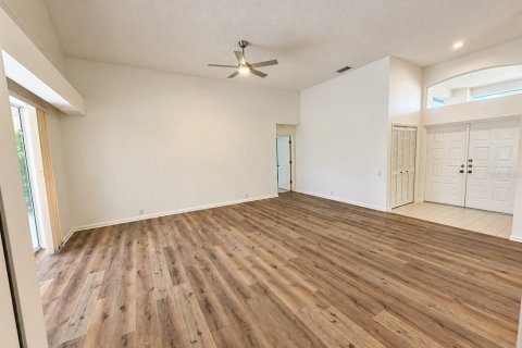 Villa ou maison à louer à Sarasota, Floride: 4 chambres, 267.74 m2 № 2412570 - photo 3
