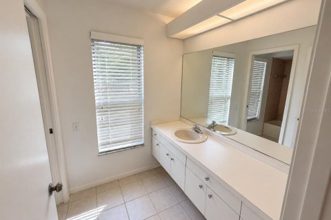 Villa ou maison à louer à Sarasota, Floride: 4 chambres, 267.74 m2 № 2412570 - photo 18